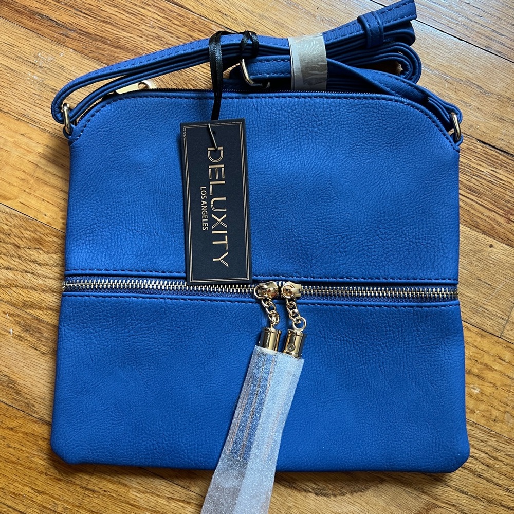 NWT Deluxity Lightweight Medium Crossbody Bag with Tassel in Bright Blue